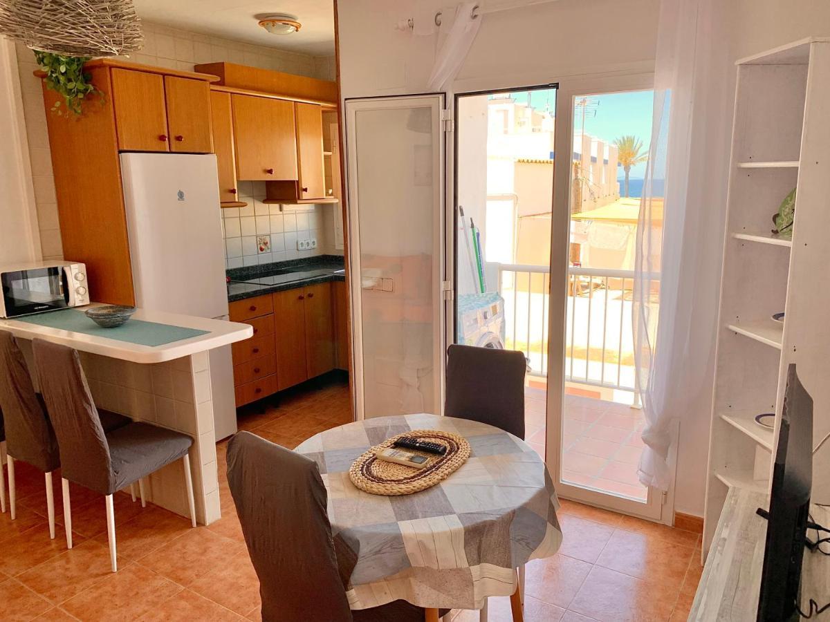 Apt Calmacabana A 50M Dal Mare Apartment Es Pujols Exterior photo